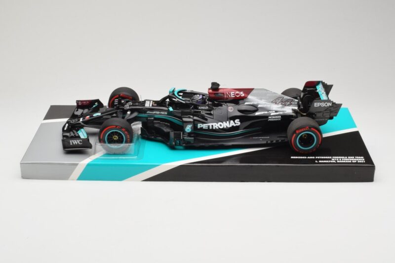 Mercedes AMG Petronas W12 E Performance #44 L. Hamilton Bahrain GP 2021 Minichamps 1:18 113210144 Metal