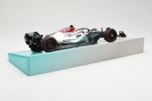 Mercedes AMG Petronas W13 E Performance #44 L. Hamilton 2022 Minichamps 1:18 113220044 Metal — zdjęcie 3 z 6