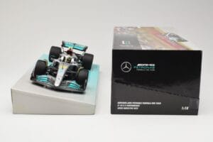 Mercedes AMG Petronas W13 E Performance #44 L. Hamilton 2022 Minichamps 1:18 113220044 Metal — zdjęcie 6 z 6