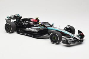 Mercedes AMG Petronas W15 E Performance #44 L. Hamilton 2024 Minichamps 1:18 110240144 Metal — zdjęcie 4 z 6