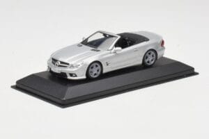 Mercedes AMG SL63 R230 Srebrny Minichamps 1:43 B66960018-R Metal — zdjęcie 2 z 4