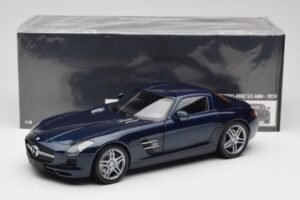 Mercedes SLS AMG C197 Blue Metallic Minichamps 1:18 180039021 Metal — zdjęcie 8 z 8