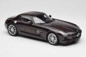 Mercedes AMG SLS C197 Brown Metallic Minichamps 1:18 100039028 Metal — zdjęcie 6 z 8