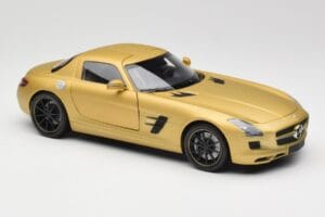 Mercedes AMG SLS C197 Złoty Minichamps 1:18 100039024 Metal — zdjęcie 6 z 8