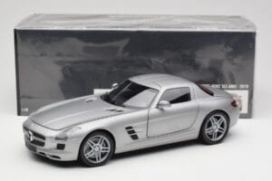Mercedes AMG SLS C197 Grey Metallic Minichamps 1:18 100039025 Metal — zdjęcie 8 z 8
