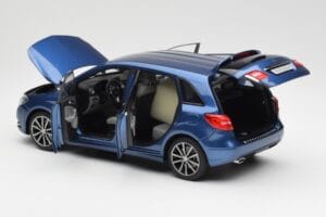 Mercedes B-Class W246 Lotus Niebieski Metalik Norev 1:18 B66961410 Metal — zdjęcie 5 z 8