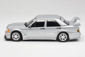 Mercedes 190E W201 2.5-16 EVO 2 Astral Srebrny Metallic Minichamps 1:18 155036101 Metal — zdjęcie 3 z 6