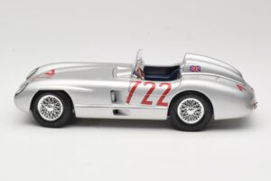 Mercedes 300 SLR W196S #722 S. Moss / D. Jenkinson Mille Miglia Winner 1955 Maisto 1:18 536887 Metal — zdjęcie 4 z 8