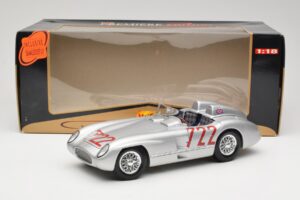 Mercedes 300 SLR W196S #722 S. Moss / D. Jenkinson Mille Miglia Winner 1955 Maisto 1:18 536887 Metal — zdjęcie 8 z 8