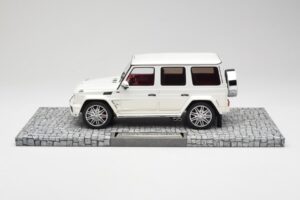 Mercedes Brabus B63 620 Widestar Pearl White Minichamps 1:18 107032201 Metal — zdjęcie 3 z 6