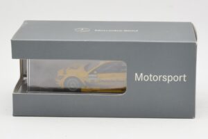 Mercedes C-Class C204 DTM #17 D. Coulthard DTM 2010 Minichamps 1:43 B66961415 Metal — zdjęcie 4 z 4