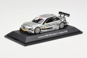 Mercedes C-Class C204 #8 R. Schumacher HWA DTM 2010 Minichamps 1:43 B66961414 Metal — zdjęcie 2 z 4