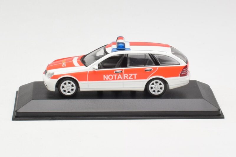 Mercedes C-Class S203 Notarzt Minichamps 1:43 430030190 Metal