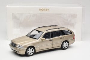 Mercedes C-Class T-Model W202 Smoke Silver Norev 1:18 183388 Metal — zdjęcie 8 z 8
