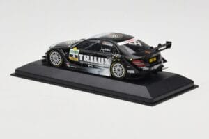 Mercedes C-Class W204 #4 Team AMG Mercedes R. Schumacher DTM 2009 Minichamps 1:43 400093904 Metal — zdjęcie 3 z 4