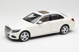 Mercedes C-Class W205 Diamond Biały Metalik Norev 1:18 B66960256 Metal