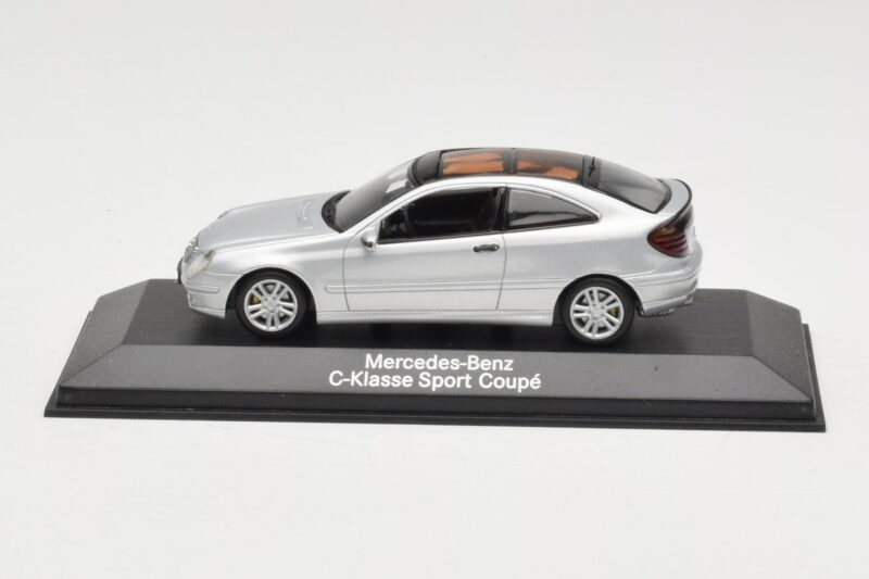 Mercedes C-Class W203 Sport Coupe Srebrny Minichamps 1:43 B66961916 Metal