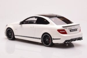 Mercedes AMG C63 W204 Edition 507 Biały GT Spirit 1:18 GT899 Żywica — zdjęcie 5 z 6