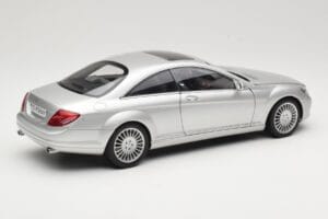 Mercedes CL-Class C216 Srebrny AUTOart 1:18 76164 Metal — zdjęcie 3 z 8