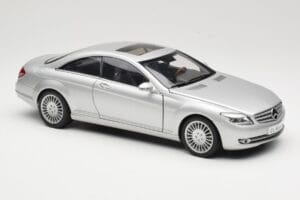 Mercedes CL-Class C216 Srebrny AUTOart 1:18 76164 Metal — zdjęcie 6 z 8