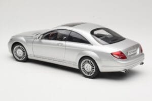 Mercedes CL-Class C216 Srebrny AUTOart 1:18 76164 Metal — zdjęcie 7 z 8