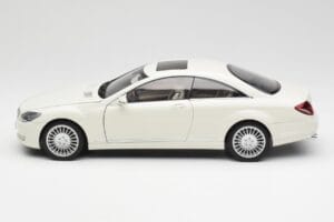 Mercedes CL500 C216 Calcit Biały AUTOart 1:18 B66962341 Metal — zdjęcie 4 z 8