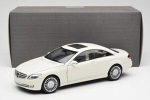 Mercedes CL500 C216 Calcit Biały AUTOart 1:18 B66962341 Metal — zdjęcie 8 z 8
