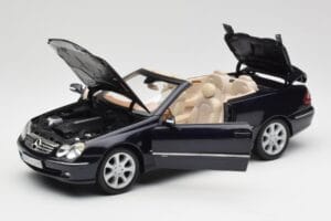 Mercedes CLK 500 W209 Kabriolet Ciemny Niebieski Metalik Kyosho 1:18 B66962174 Metal — zdjęcie 2 z 9