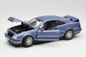 Mercedes CLK C208 Fioletowy Anson 1:18 30330 Metal — zdjęcie 2 z 8
