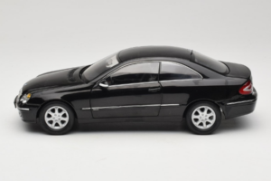 Mercedes CLK C209 Black Metallic Kyosho 1:18 B66962149 Metal — zdjęcie 4 z 8