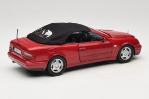 Mercedes CLK A208 Kabriolet Czerwony Anson 1:18 30338 Metal — zdjęcie 3 z 8