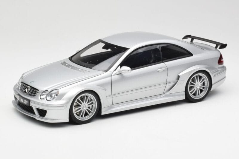 Mercedes AMG CLK DTM Srebrny Kyosho 1:18 B66962271 Metal