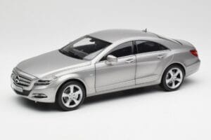 Mercedes CLS C218 Designo Alubeam Titanium Norev 1:18 B66961298 Metal