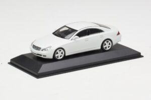 Mercedes CLS-Class C219 Linea Biały Minichamps 1:43 436034300 Metal — zdjęcie 2 z 4