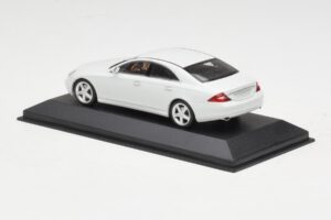 Mercedes CLS-Class C219 Linea Biały Minichamps 1:43 436034300 Metal — zdjęcie 3 z 4
