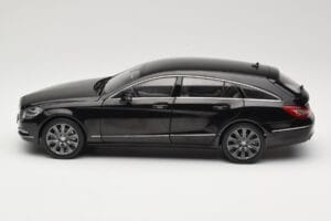 Mercedes CLS Shooting Brake X218 Obsidian Black Norev 1:18 B66960115 Metal — zdjęcie 4 z 8