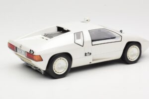 Mercedes CW311 White Metallic BoS Models 1:18 BOS198 Żywica — zdjęcie 2 z 6