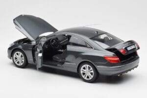 Mercedes E500 C207 Coupe Tenoric Szary Norev 1:18 183540 Metal — zdjęcie 5 z 8