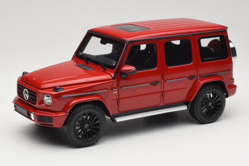 Mercedes G 500 W463 Czerwony Minichamps 1:18 110037101 Metal