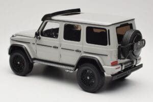 Mercedes G 63 AMG 4x4 Squared Arabian Grey Almost Real 1:18 820829 Metal — zdjęcie 7 z 8