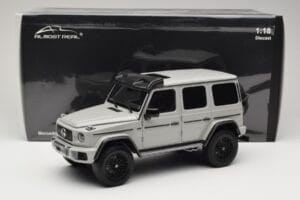 Mercedes G 63 AMG 4x4 Squared Arabian Grey Almost Real 1:18 820829 Metal — zdjęcie 8 z 8