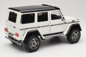 Mercedes G 63 AMG 4x4 Squared Polar White Almost Real 1:18 820203 Metal — zdjęcie 3 z 8