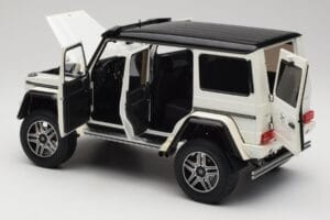 Mercedes G 63 AMG 4x4 Squared Polar White Almost Real 1:18 820203 Metal — zdjęcie 5 z 8