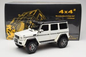 Mercedes G 63 AMG 4x4 Squared Polar White Almost Real 1:18 820203 Metal — zdjęcie 8 z 8