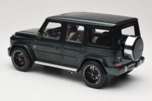 Mercedes G 63 AMG W463 Green Metallic Minichamps 1:18 110037066 Metal — zdjęcie 7 z 8
