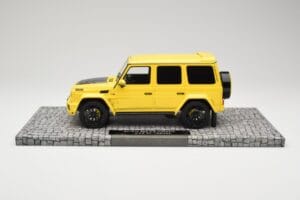 Mercedes Brabus 850 6.0 Widestar G63 W463 Electric Beam Yellow Minichamps 1:18 107032402 Metal — zdjęcie 3 z 6
