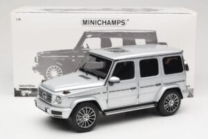 Mercedes G-Class G 500 W463A Iridium Silver Metallic Minichamps 1:18 113037112 Metal — zdjęcie 8 z 8