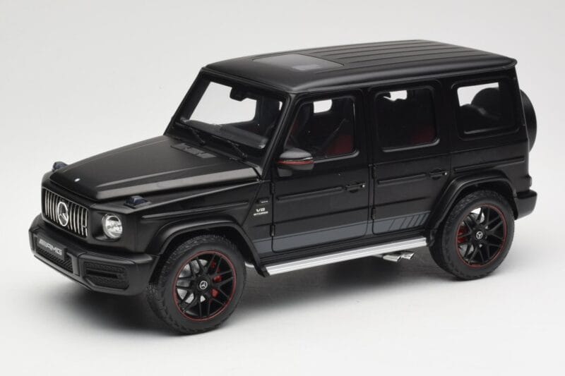 Mercedes G-Class G63 AMG W463A Matt Black Minichamps 1:18 110037064 Metal