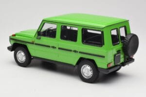 Mercedes G-Class W460 LWB Zielony Minichamps 1:18 155038101 Metal — zdjęcie 5 z 6
