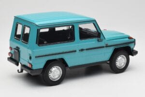 Mercedes G-Class W460 SWB Turkusowy Minichamps 1:18 155038001 Metal — zdjęcie 2 z 6